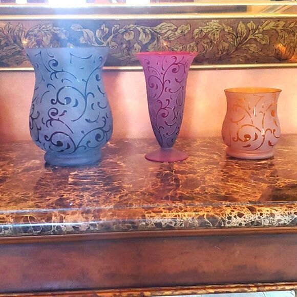 GLASS Vases, Beautiful, Purchased @ World Market, Excellent Condition! - Picture 8 of 10
